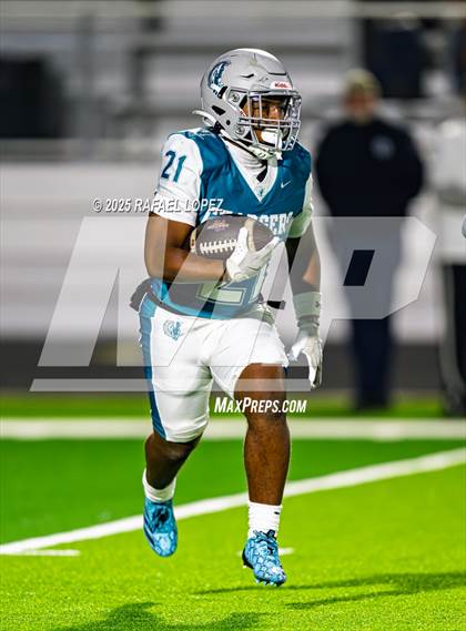 Thumbnail 2 in Kilgore vs. Almeta Crawford (UIL 4A D1 Football Quarterfinals) photogallery.