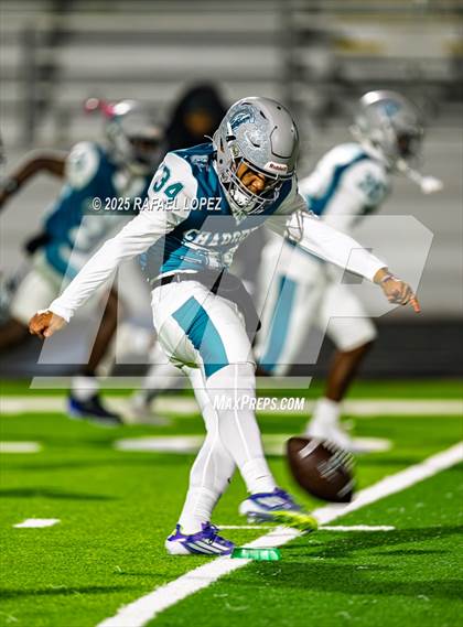 Thumbnail 3 in Kilgore vs. Almeta Crawford (UIL 4A D1 Football Quarterfinals) photogallery.