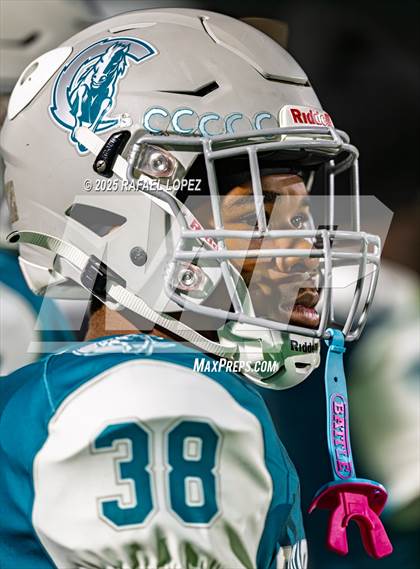 Thumbnail 1 in Kilgore vs. Almeta Crawford (UIL 4A D1 Football Quarterfinals) photogallery.