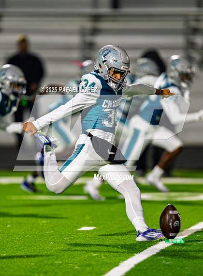 Thumbnail 2 in Kilgore vs. Almeta Crawford (UIL 4A D1 Football Quarterfinals) photogallery.