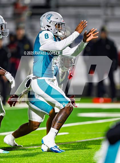 Thumbnail 2 in Kilgore vs. Almeta Crawford (UIL 4A D1 Football Quarterfinals) photogallery.