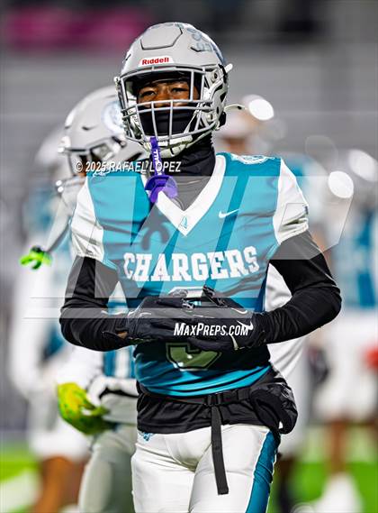 Thumbnail 2 in Kilgore vs. Almeta Crawford (UIL 4A D1 Football Quarterfinals) photogallery.