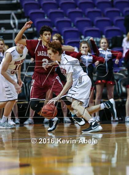 Thumbnail 2 in Boulder Creek vs Desert Ridge (Hoopin' it Up at the Arena) photogallery.