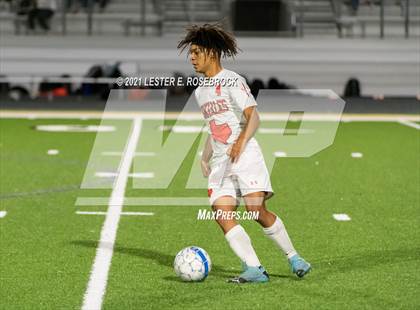 Thumbnail 2 in Gonzales @ La Vernia (UIL 4A Bi-District Playoffs) photogallery.