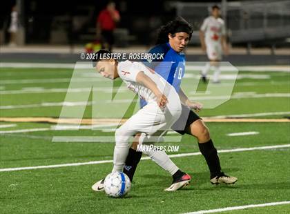 Thumbnail 2 in Gonzales @ La Vernia (UIL 4A Bi-District Playoffs) photogallery.