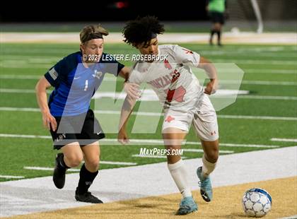 Thumbnail 2 in Gonzales @ La Vernia (UIL 4A Bi-District Playoffs) photogallery.