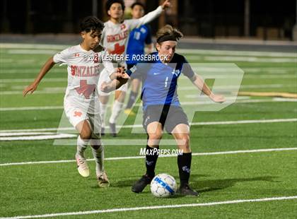 Thumbnail 3 in Gonzales @ La Vernia (UIL 4A Bi-District Playoffs) photogallery.