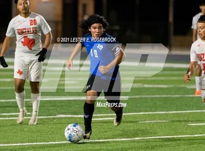 Thumbnail 1 in Gonzales @ La Vernia (UIL 4A Bi-District Playoffs) photogallery.