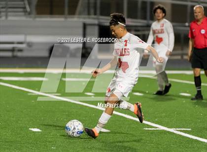 Thumbnail 1 in Gonzales @ La Vernia (UIL 4A Bi-District Playoffs) photogallery.