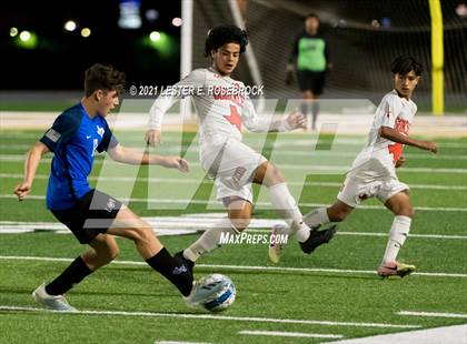 Thumbnail 2 in Gonzales @ La Vernia (UIL 4A Bi-District Playoffs) photogallery.