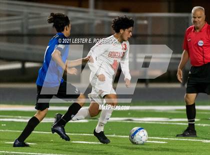 Thumbnail 2 in Gonzales @ La Vernia (UIL 4A Bi-District Playoffs) photogallery.