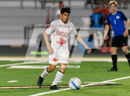 Thumbnail 2 in Gonzales @ La Vernia (UIL 4A Bi-District Playoffs) photogallery.