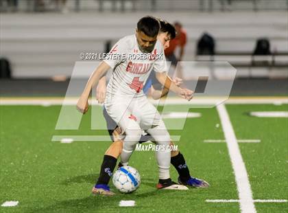 Thumbnail 3 in Gonzales @ La Vernia (UIL 4A Bi-District Playoffs) photogallery.