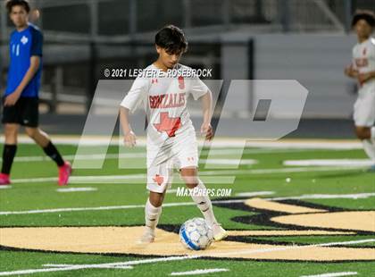 Thumbnail 2 in Gonzales @ La Vernia (UIL 4A Bi-District Playoffs) photogallery.