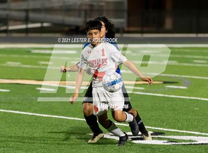 Thumbnail 2 in Gonzales @ La Vernia (UIL 4A Bi-District Playoffs) photogallery.