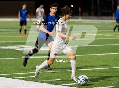 Thumbnail 2 in Gonzales @ La Vernia (UIL 4A Bi-District Playoffs) photogallery.