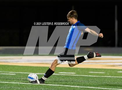 Thumbnail 2 in Gonzales @ La Vernia (UIL 4A Bi-District Playoffs) photogallery.