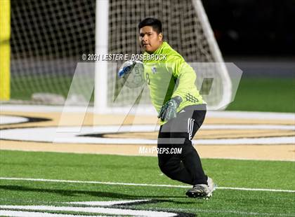 Thumbnail 2 in Gonzales @ La Vernia (UIL 4A Bi-District Playoffs) photogallery.