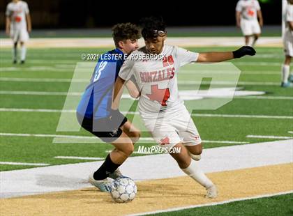 Thumbnail 2 in Gonzales @ La Vernia (UIL 4A Bi-District Playoffs) photogallery.