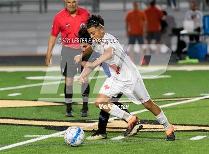 Thumbnail 3 in Gonzales @ La Vernia (UIL 4A Bi-District Playoffs) photogallery.