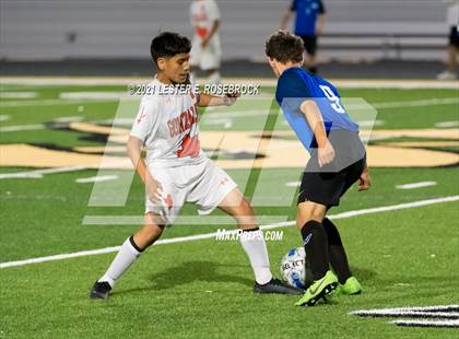 Thumbnail 1 in Gonzales @ La Vernia (UIL 4A Bi-District Playoffs) photogallery.