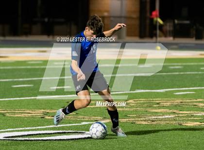 Thumbnail 2 in Gonzales @ La Vernia (UIL 4A Bi-District Playoffs) photogallery.