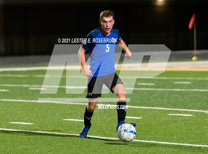 Thumbnail 2 in Gonzales @ La Vernia (UIL 4A Bi-District Playoffs) photogallery.