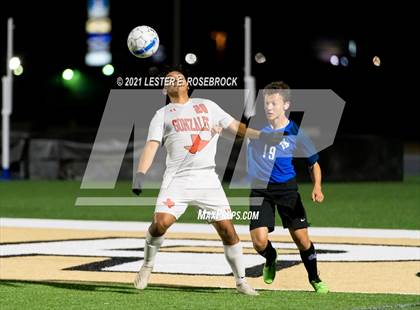 Thumbnail 1 in Gonzales @ La Vernia (UIL 4A Bi-District Playoffs) photogallery.