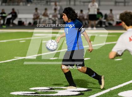 Thumbnail 2 in Gonzales @ La Vernia (UIL 4A Bi-District Playoffs) photogallery.