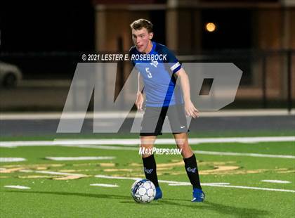 Thumbnail 3 in Gonzales @ La Vernia (UIL 4A Bi-District Playoffs) photogallery.