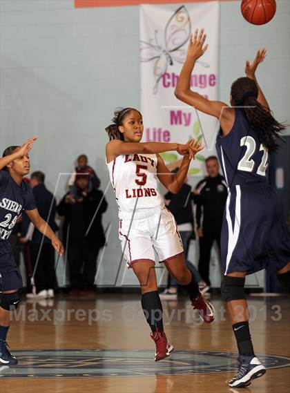 Thumbnail 1 in Sierra Canyon vs. Oaks Christian (War on The Floor) photogallery.