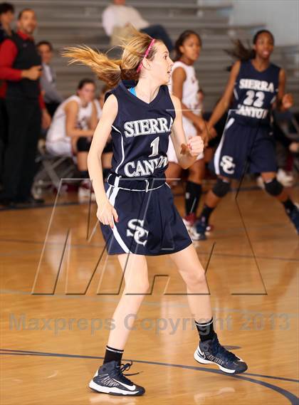 Thumbnail 2 in Sierra Canyon vs. Oaks Christian (War on The Floor) photogallery.
