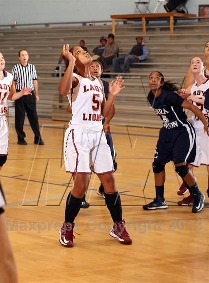 Thumbnail 1 in Sierra Canyon vs. Oaks Christian (War on The Floor) photogallery.