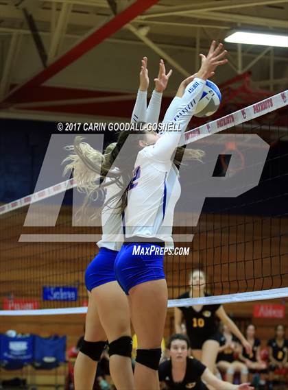Thumbnail 2 in Chapel Hill @ West Carteret (NCHSAA Round 3 Playoff) photogallery.
