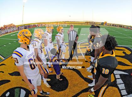 Thumbnail 1 in Lutcher @ St. James photogallery.