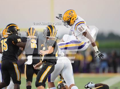 Thumbnail 3 in Lutcher @ St. James photogallery.
