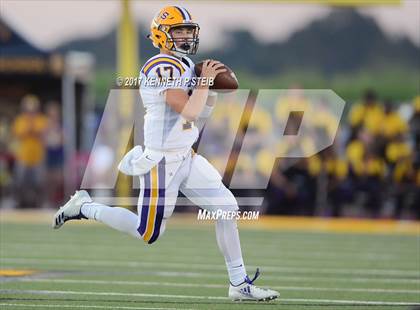 Thumbnail 3 in Lutcher @ St. James photogallery.