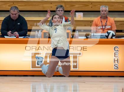 Thumbnail 1 in Silver Creek vs. Tri-West Hendricks (IHSAA 3A Semi-state semi-final) photogallery.