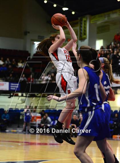 Thumbnail 3 in Pearl River vs Rye (Section 1 Class A Semifinal) photogallery.