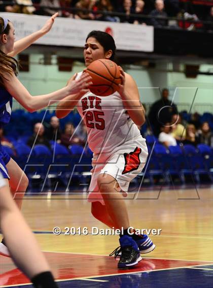 Thumbnail 1 in Pearl River vs Rye (Section 1 Class A Semifinal) photogallery.