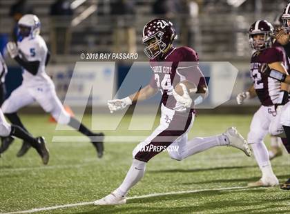 Thumbnail 2 in North Babylon vs. Garden City (Division II Long Island Championship) photogallery.