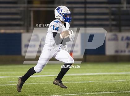 Thumbnail 2 in North Babylon vs. Garden City (Division II Long Island Championship) photogallery.