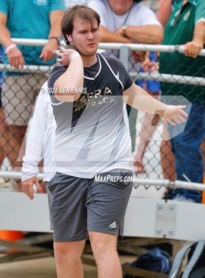 Thumbnail 2 in GIAA 2A Finals (High Jump, Shot Put, Discus) photogallery.