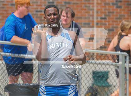 Thumbnail 3 in GIAA 2A Finals (High Jump, Shot Put, Discus) photogallery.