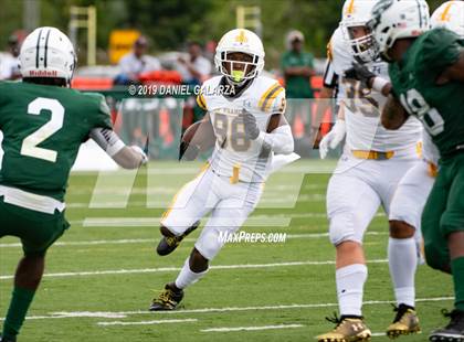 Thumbnail 1 in Miami Central vs St Frances Academy photogallery.