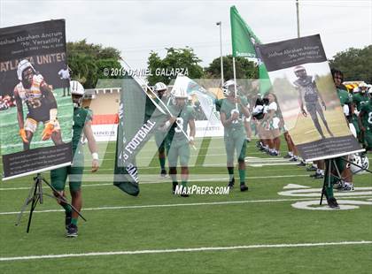Thumbnail 1 in Miami Central vs St Frances Academy photogallery.