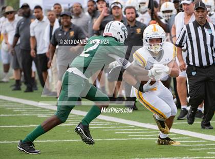 Thumbnail 2 in Miami Central vs St Frances Academy photogallery.