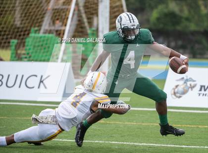 Thumbnail 2 in Miami Central vs St Frances Academy photogallery.