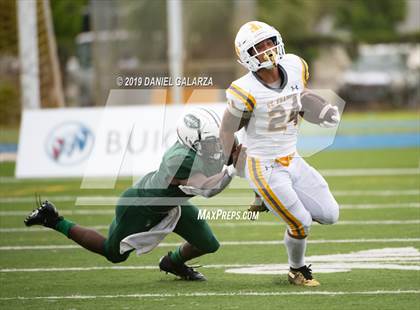 Thumbnail 2 in Miami Central vs St Frances Academy photogallery.
