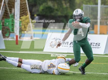Thumbnail 3 in Miami Central vs St Frances Academy photogallery.